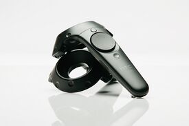 Htc vive pre controllers1.jpg