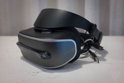 Lenovo Windows Holographic HMD.jpg